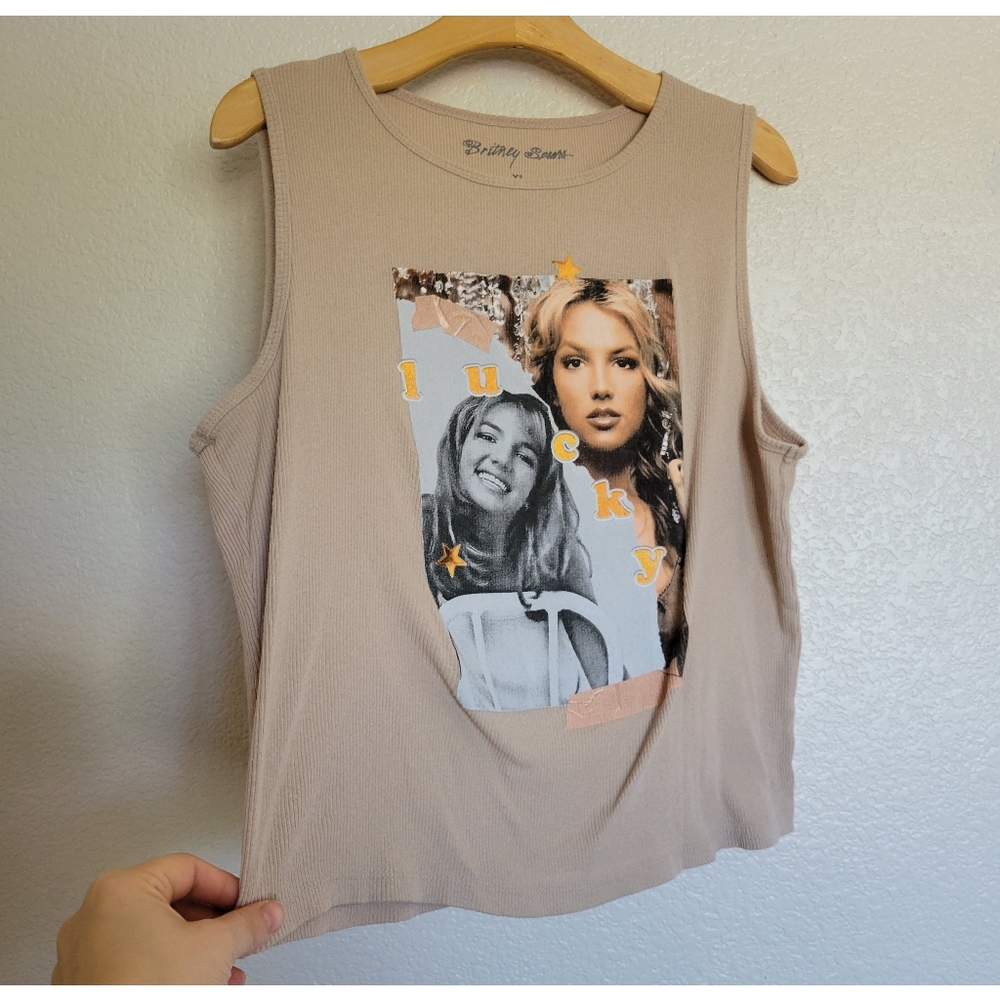 Womens Britney Spears size XL tan color lucky graphic
